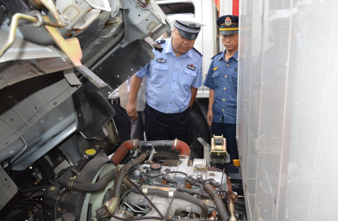 貴陽四通搬家：宣講司機(jī)守則,，守衛(wèi)客戶利益
